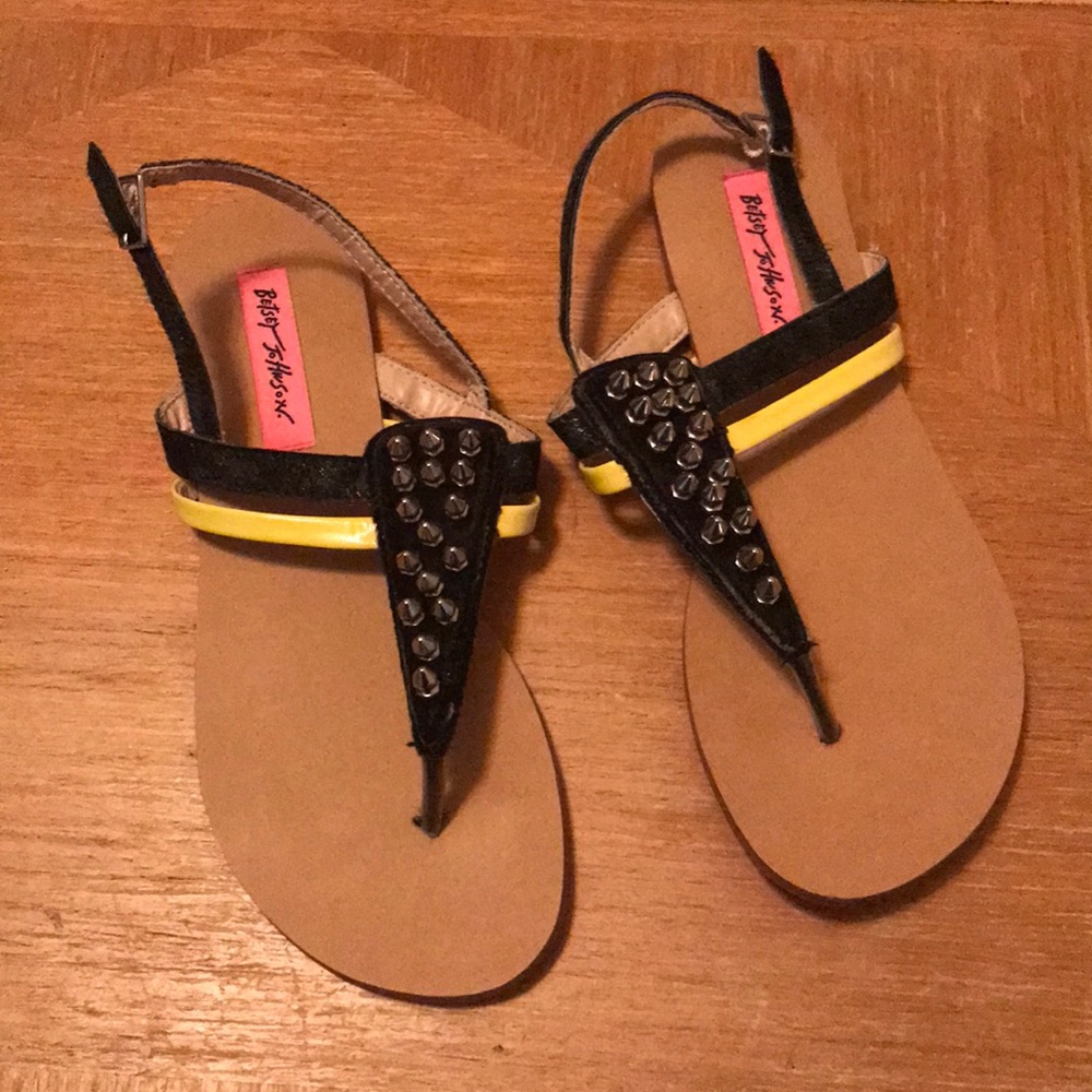 Betsy Johnson Real Fur/Spiked sandals